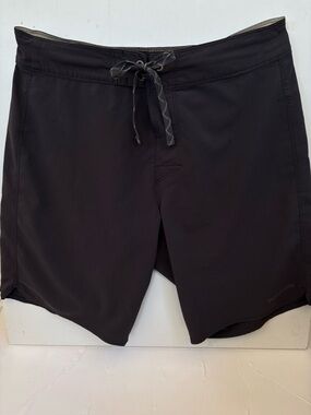 Patagonia Hydropeak Side Shore Men’s Board Shorts Waist 30” Black